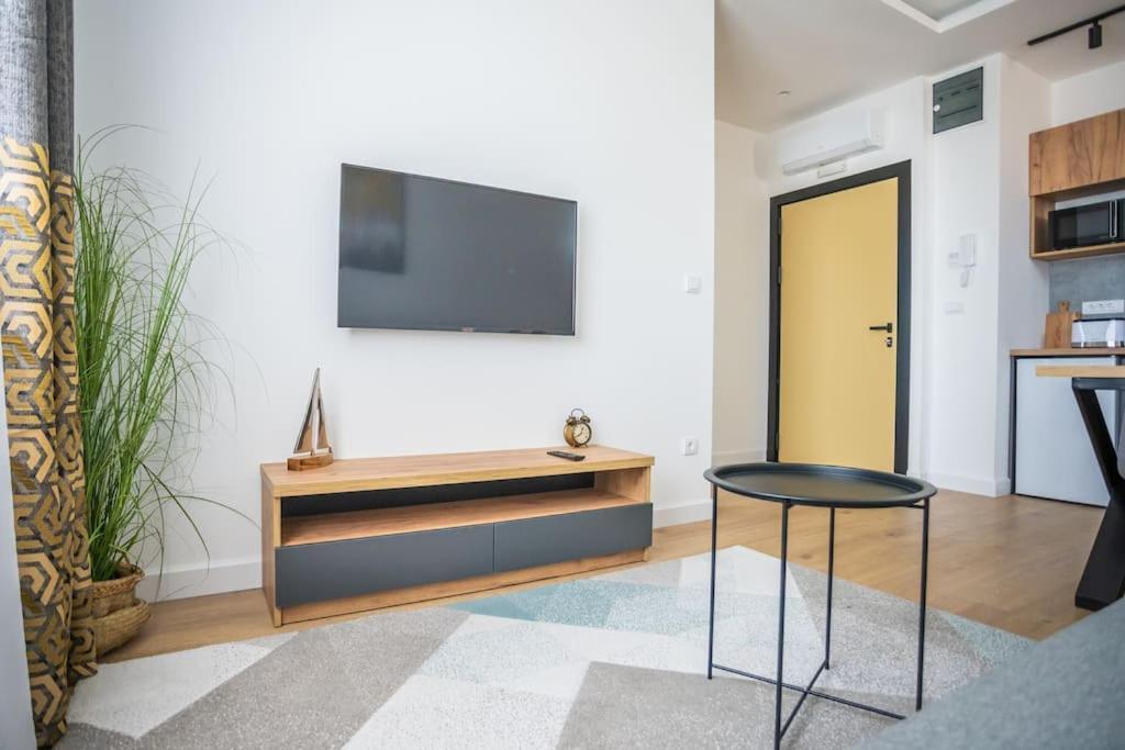 The Boy Next Door Apartment Belgrade Extérieur photo